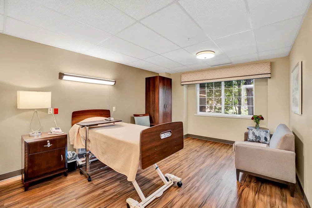 Mission Healthcare at Bellevue - Photo 2