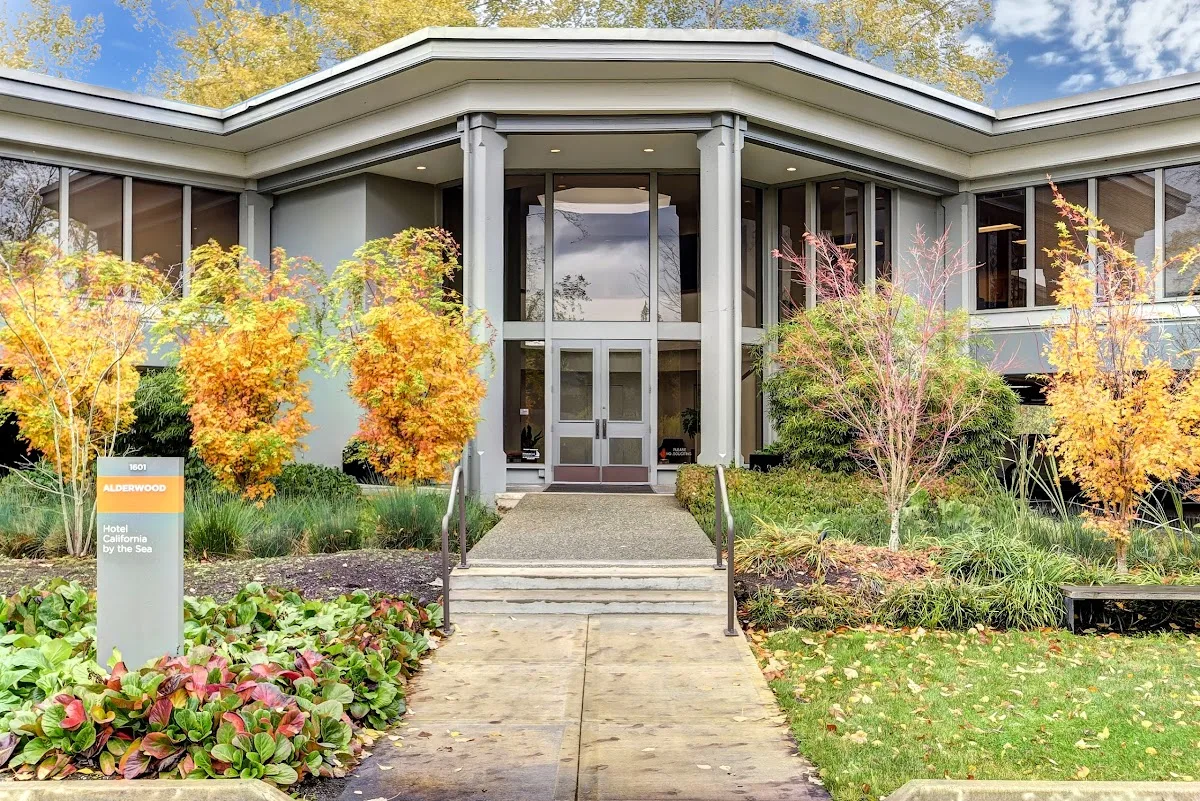 Hotel California By the Sea, Bellevue - Photo 3