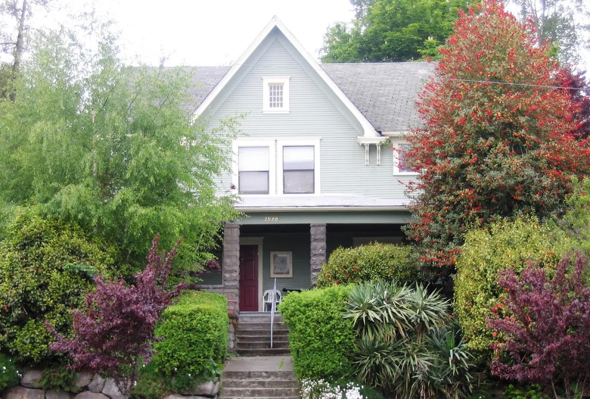 Transitional Resources - Photo 2