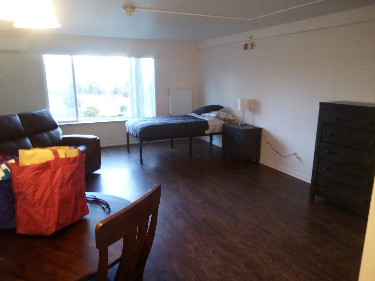 Transitional Resources - Photo 5