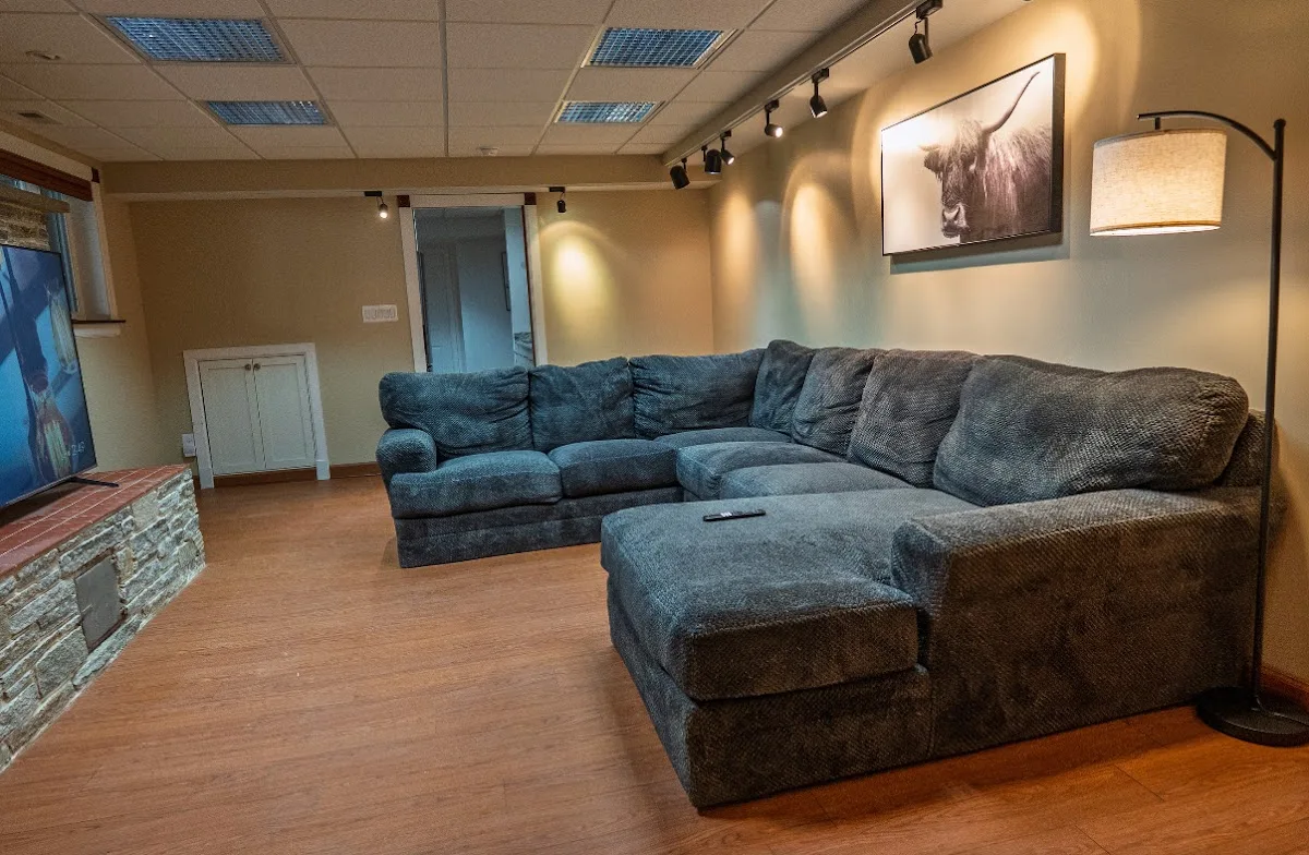 Bay Homes Sober Living - Photo 5