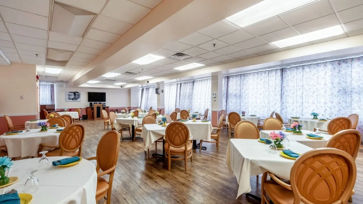 Unique Rehabilitation & Health Center - Photo 4