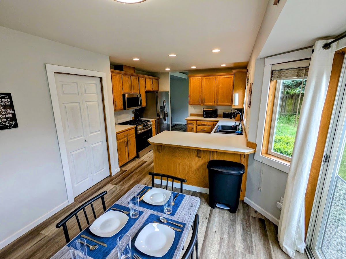 Trinity House Sober Living - Photo 6