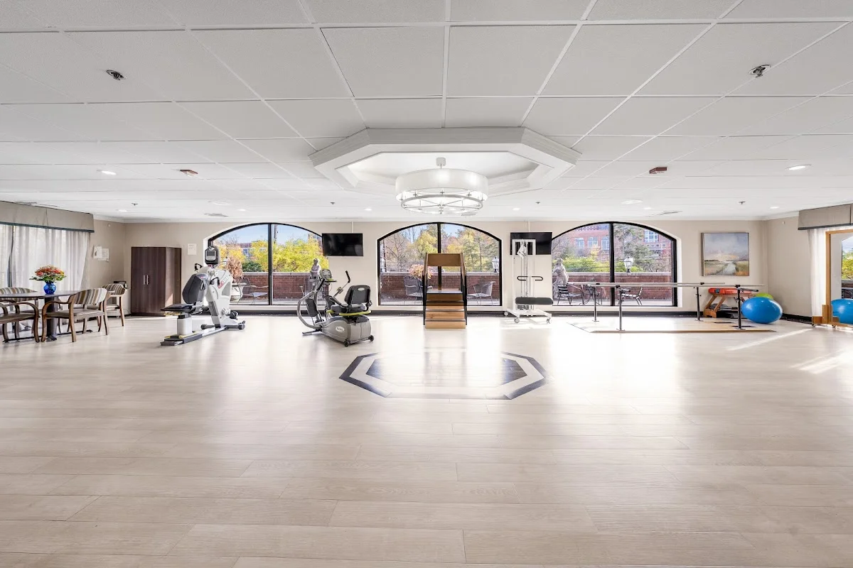 Carriage Hill Bethesda Health & Rehab - Photo 4