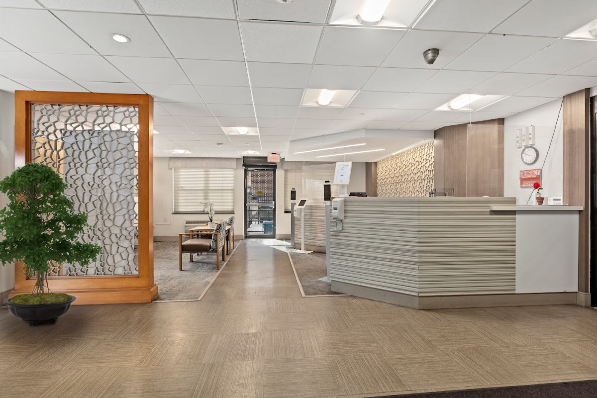 Capitol City Rehab and Healthcare Center - Photo 4